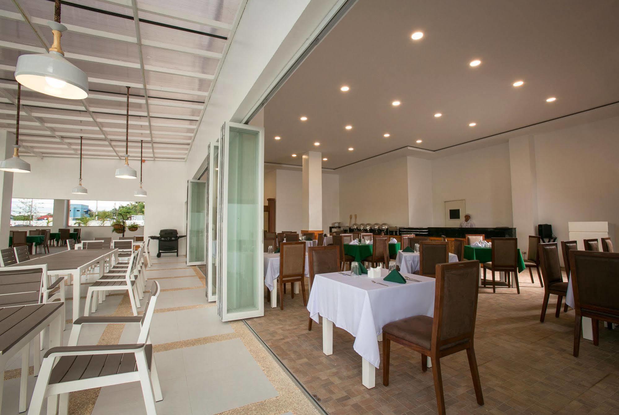 Gabi Resort & Spa Cordova  Exteriör bild